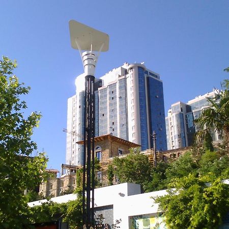 Dolphin Apartment Odessa Exterior photo